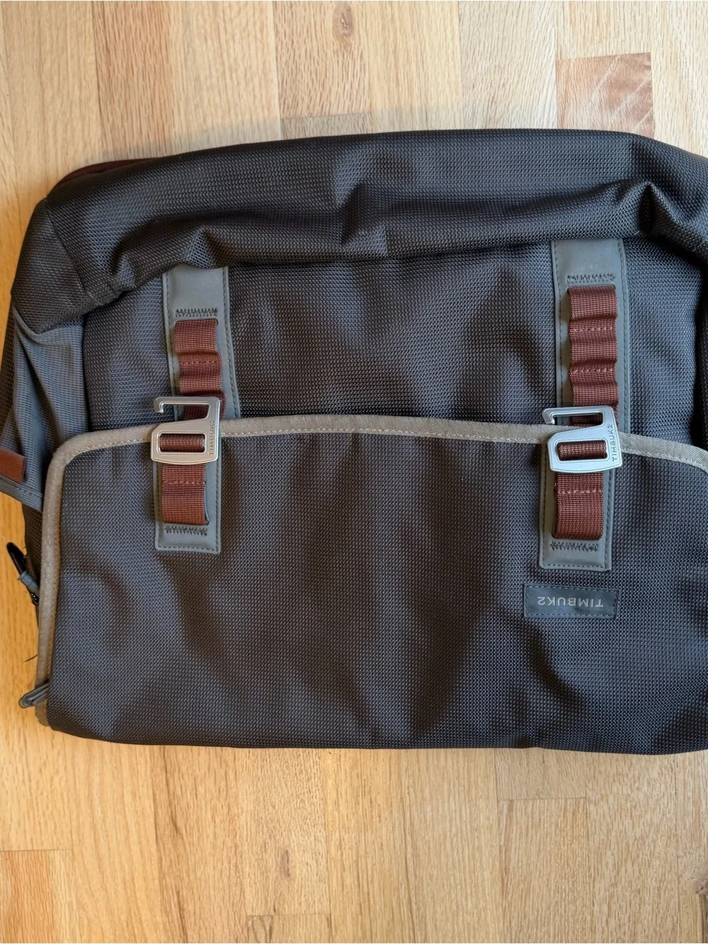 Timbuk2 sleek black